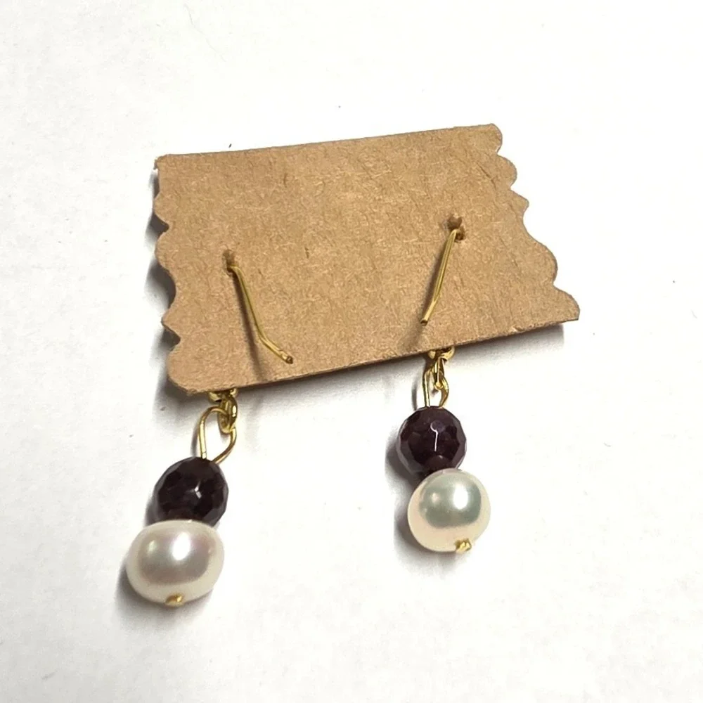 Faceted Garnet Pearl Drop Earrings Goldtone‎ Burgundy White Dangle Pierced Hooks